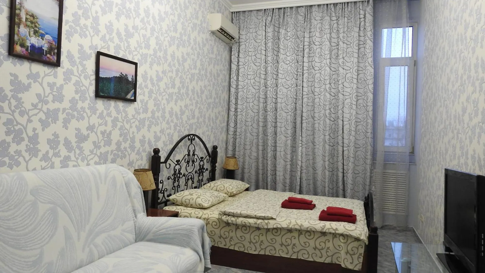Voskhod Hotel Sofiivska Borshchahivka 3*,